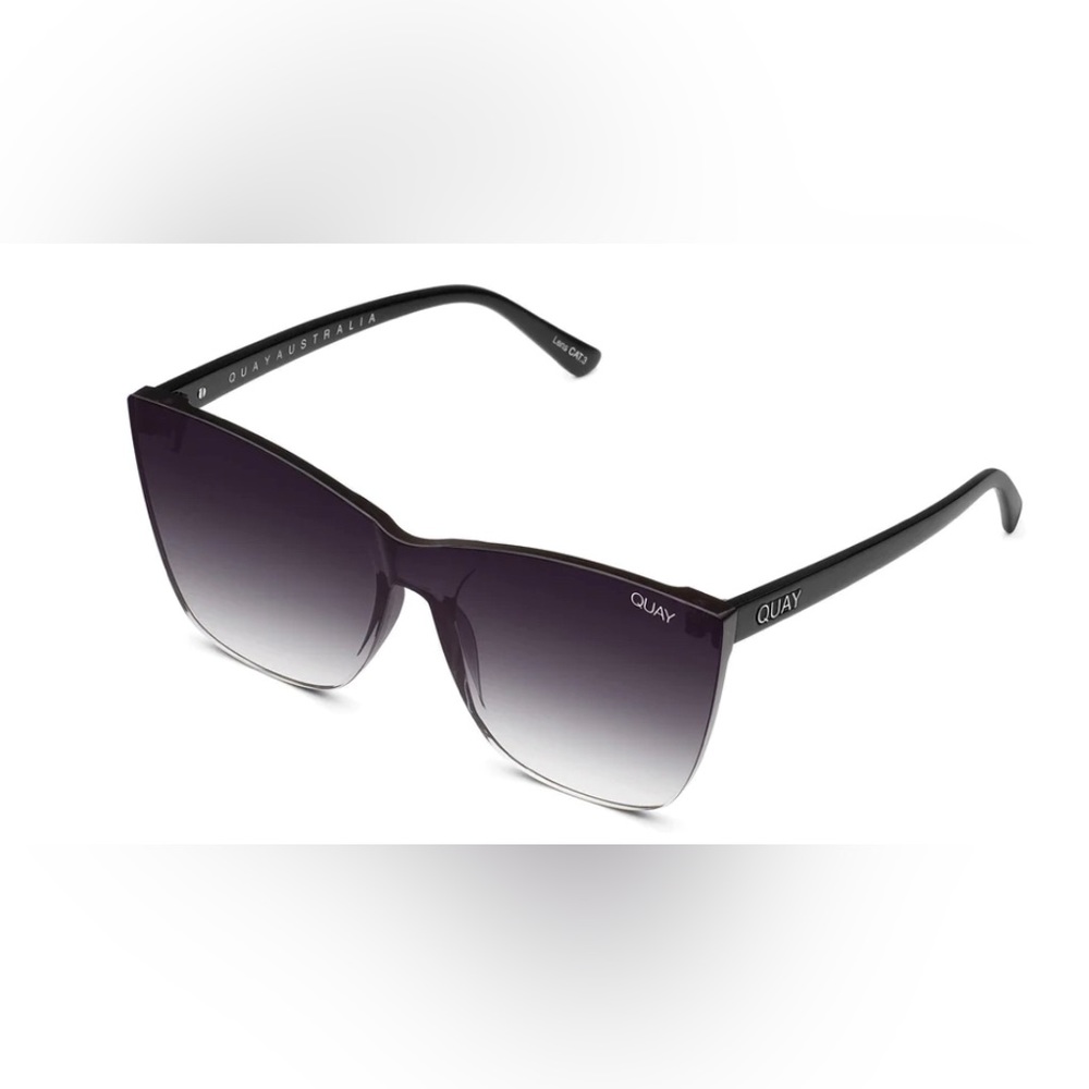Quay Come Thru Sunglasses - Picture 3 of 5